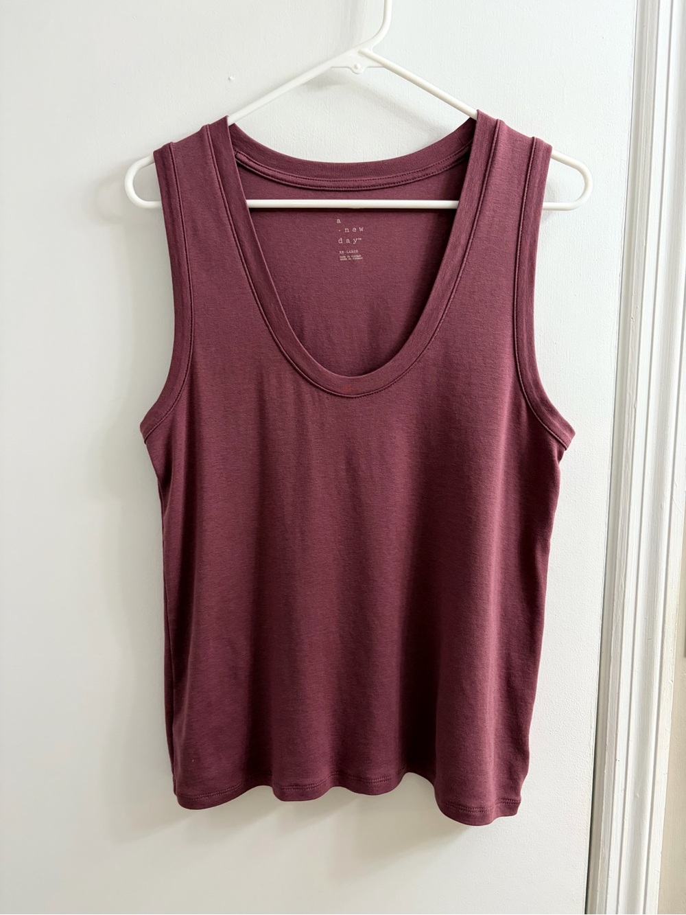 a new day Scoop Neck Tank Top - Wine